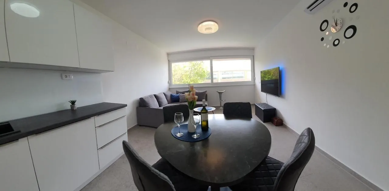 Apartman Mna Apartamento Split